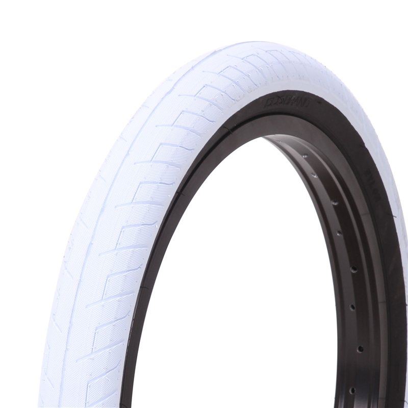 Duo SVS 18" Tire