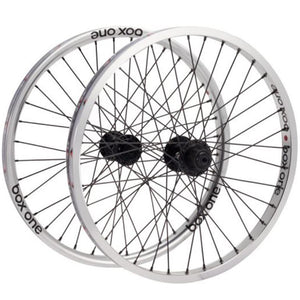 Box Drei Pro Race-Radsatz