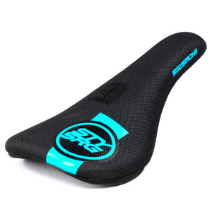 Stay Strong Icon Slim Pivotal Seat