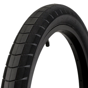 Trebol Tire