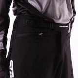 Stay Strong V2 Shorts de course - noir / blanc
