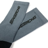 Stay Strong Wortsocken - grau
